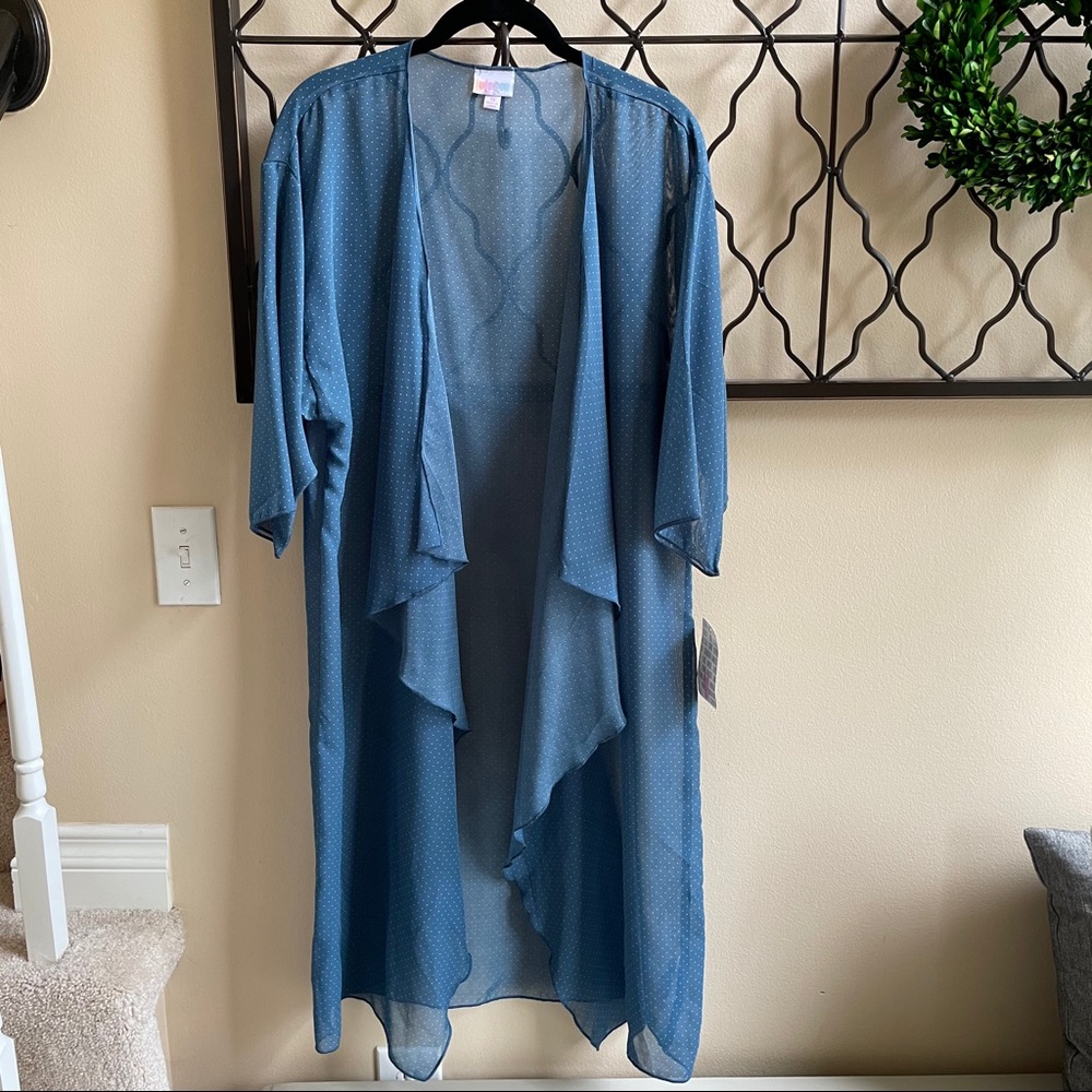 Lularoe Shirley cover up size M NWT 🆕